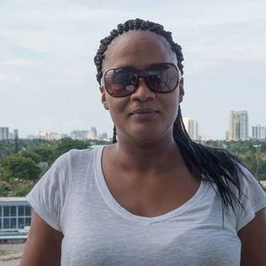 Meet your Posher, Simone